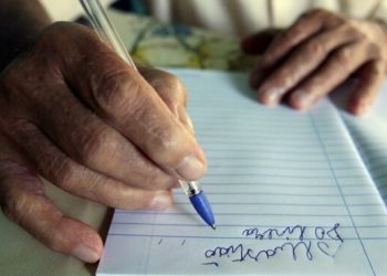 Paraíba tem a 4ª maior taxa de analfabetismo entre idosos no Brasil, aponta IBGE