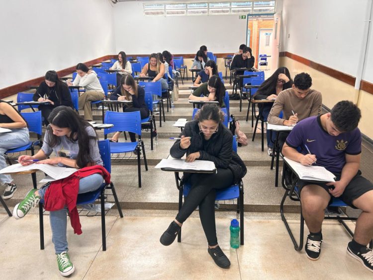 Paraíba tem mais de 180 vagas abertas em concursos com salários de quase R$ 15 mil