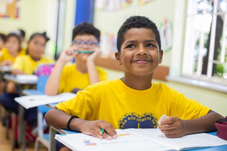 Prefeitura de João Pessoa lança Poupança Futuro para 11.500 estudantes