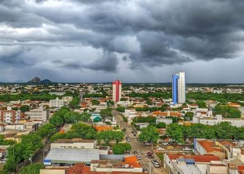 Prefeitura do Sertão anuncia concurso com mais de 500 vagas e salários de até R$ 14 mil