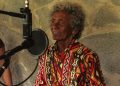 Aos 80 anos, Mestra Têca de Oyá transforma tradição em som com lançamento de seu primeiro álbum