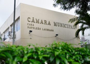 Vereadores de João Pessoa poderão ter que bater ponto para registrar frequência na Câmara