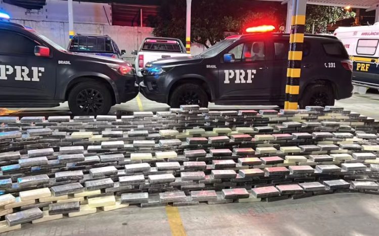 Mais de uma tonelada de cocaína é apreendida em rodovia na Paraíba