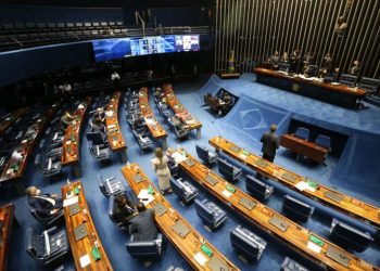 Senado aprova aumento de deputados federais para 531 e Câmara terá 18 novas vagas