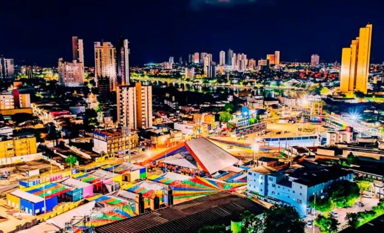 São João em Campina Grande tem shows de forró com Geraldo Azevedo, Waldonys, Ton Oliveira e Kelvy Pablo nesta terça