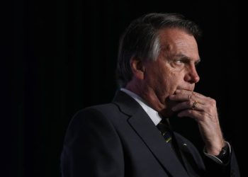 PF cumpre mandados contra Jair Bolsonaro em operação autorizada pelo STF