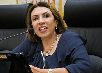 Cida Ramos deve assumir presidência do PT na Paraíba com maioria dos votos