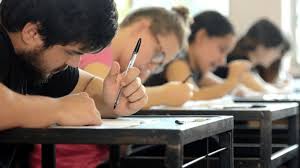 Concursos públicos oferecem quase 700 vagas em diversas áreas na Paraíba