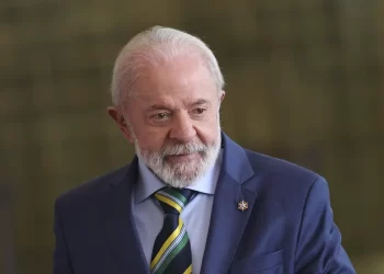 Lula reage a tarifa de Trump: “Brasil não será tutelado por ninguém”
