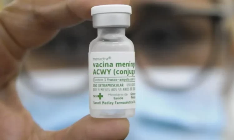 Meningite meningocócica ainda preocupa e reforça alerta sobre vacinação infantil no Brasil