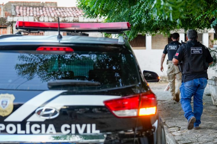 Policial militar é preso suspeito integrar facção criminosa e envolvimento em assassinatos e tráfico, na Paraíba