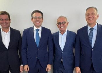 Lideranças da base de João Azevêdo se reúnem em Brasília e reforçam unidade para 2026