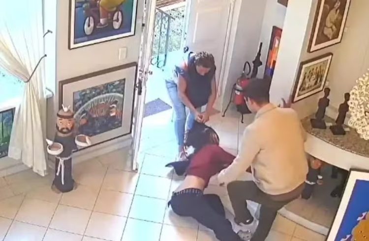 “Sem sutiã?” — Mulher agride jovem dentro de galeria de arte em Curitiba e é investigada pela Polícia Civil