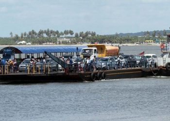 Tarifas da balsa entre Cabedelo e Costinha sobem até 186% a partir desta terça