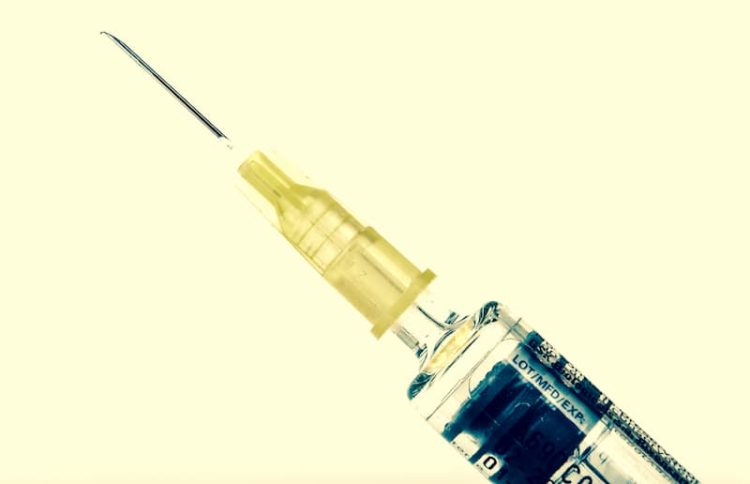 Injeção em minutos, esperança em segundos