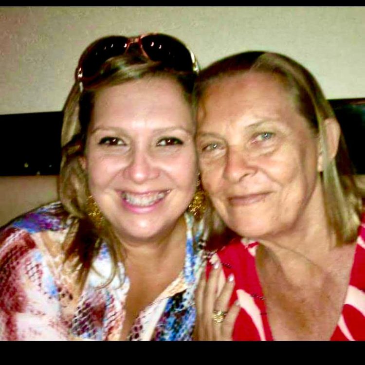 Mãe da publicitária Sandra Sibele morre em João Pessoa aos 79 anos