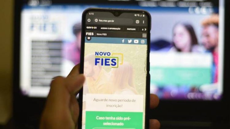 Inscrições do Fies 2025 para segundo semestre começam na próxima segunda-feira (14)