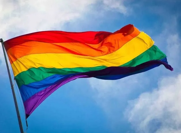 População trans pode retificar nome civil gratuitamente em João Pessoa