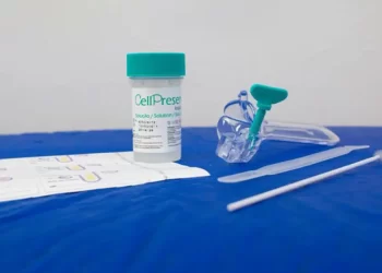 Brasil avança no combate ao câncer de colo do útero com novo teste de HPV no SUS