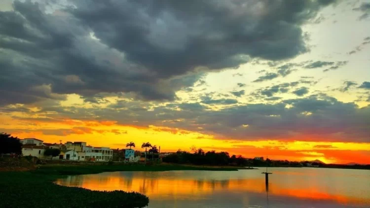 Açude Grande de Cajazeiras: História, memória e desafios ambientais