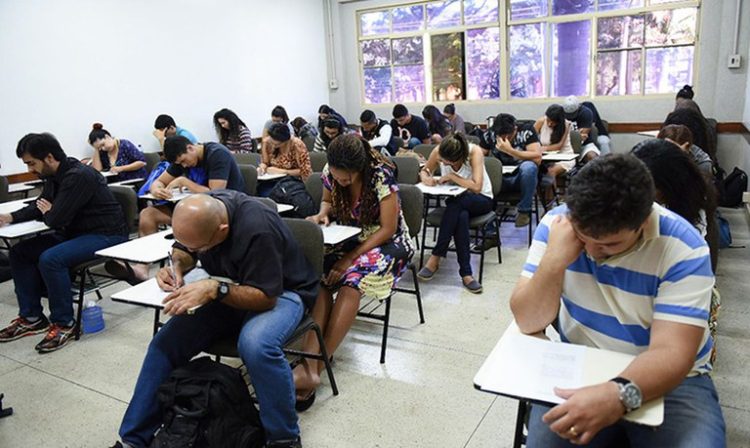 Cidade da Paraíba abre concurso com quase 100 vagas e salários de R$ 4 mil