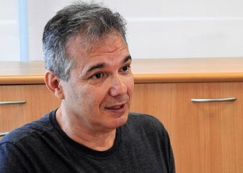 Da vitrola ao streaming: livro da USP revisita trajetória da música no Brasil