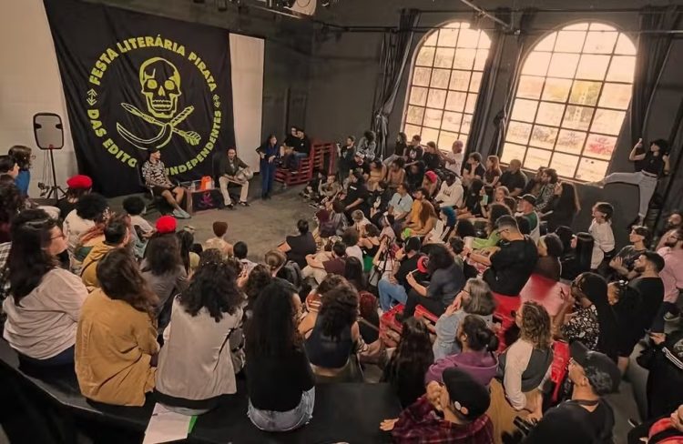 Flipei cancelada: literatura independente barrada por música e política na capital paulista