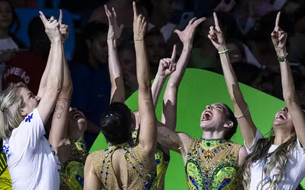 Brasil rompe o tapete da história na ginástica rítmica