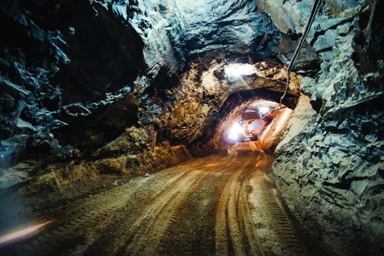 Vale do Lítio: a corrida global por baterias tem endereço mineiro