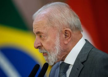 Brasil prepara retaliação: Lula autoriza uso da lei de reciprocidade contra tarifas dos EUA