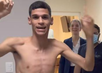 Luva de Pedreiro deixa hospital em João Pessoa após sentir desconforto cardíaco