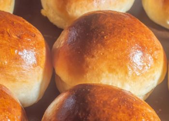 Airfryer vai além das frituras: como preparar pães caseiros macios e dourados