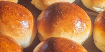 Airfryer vai além das frituras: como preparar pães caseiros macios e dourados