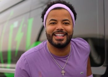 Pais de jovens que aparecem em vídeos de Hytalo Santos estão sendo investigados