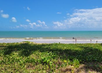 Paraíba tem quatro trechos de praias impróprios para banho este fim de semana