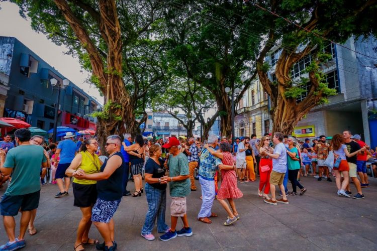 Sabadinho Bom vai ter mistura de ritmos com Josalbo Licarião