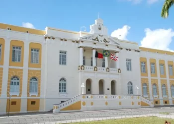 TJ-PB determina afastamento de magistrado por falhas em processos