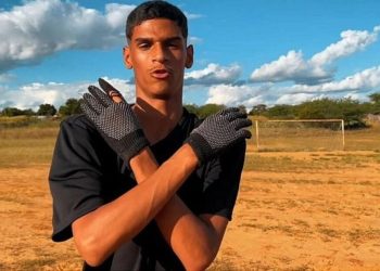 Influenciador Luva de Pedreiro é internado em hospital de João Pessoa