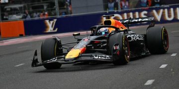 Max Verstappen supera caos em Baku e conquista pole no GP do Azerbaijão