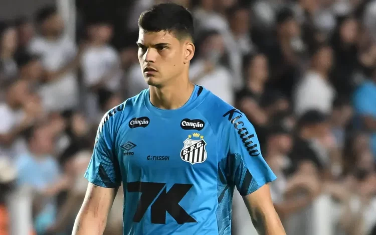 Empate entre Santos e Fluminense acende debate sobre VAR e jogo físico