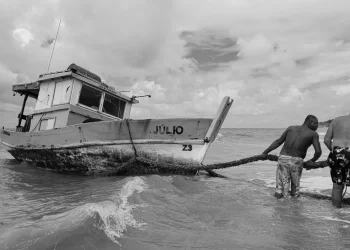 Quando a infância salta das ondas