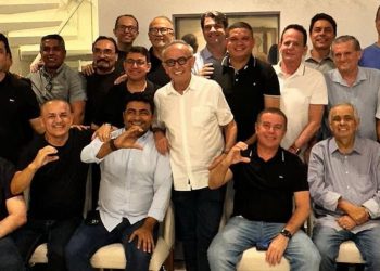 Cícero Lucena recebe apoio de vereadores e reforça pré-candidatura ao Governo da Paraíba