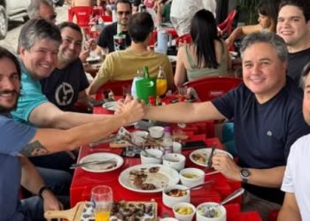 Efraim Filho, Ruy Carneiro e Pedro Cunha Lima se reúnem para alinhar oposição nas eleições de 2026