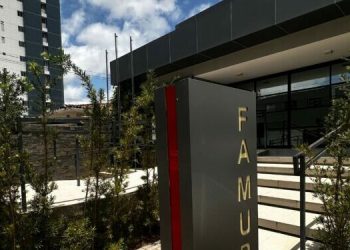 Prefeituras da Paraíba enfrentam crise histórica e buscam respiro em Brasília