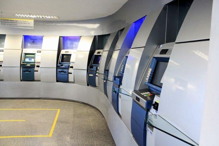 Fraudes em bancos e cartões crescem mais de 54% na Paraíba em um ano