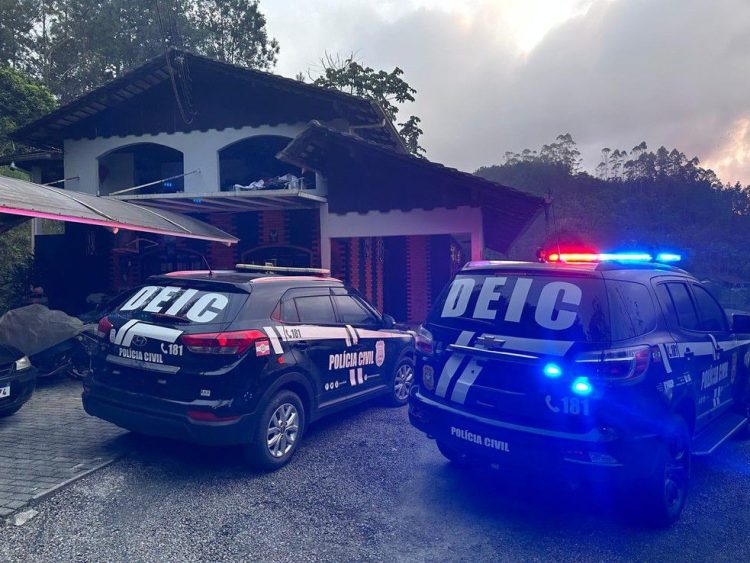 Suspeitos na Paraíba trocavam mensagens com ameaças de morte ao governador de SC