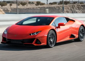 ChatGPT vira pesquisador amador e reencontra Lamborghini desaparecida há dois anos