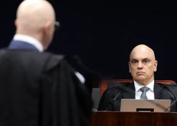 STF abre julgamento de Bolsonaro com embate jurídico e pressão política