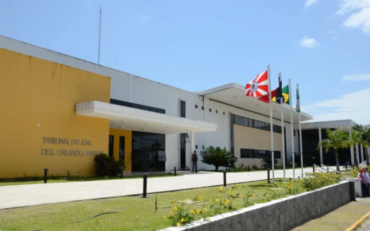 Mulher é condenada por injúria racial contra pai de santo em Bayeux