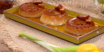 Pudim de caju com coco: quando a fruta se transforma em poesia